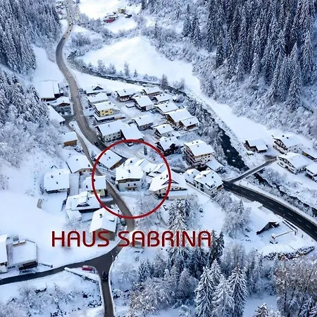 Haus Sabrina Masnerjoch شقة